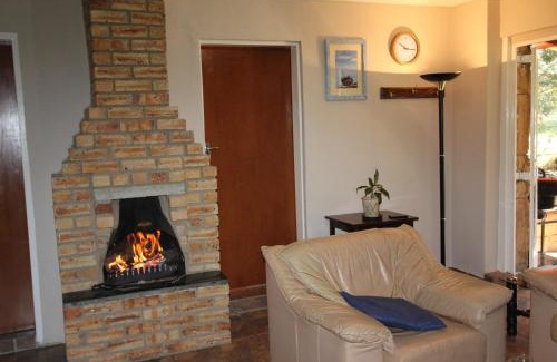 De Deur Apartment | Rock Cottage Golfview Lodge