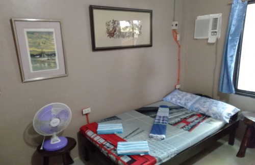 Hinatuan Hotel | Rock Island Resort