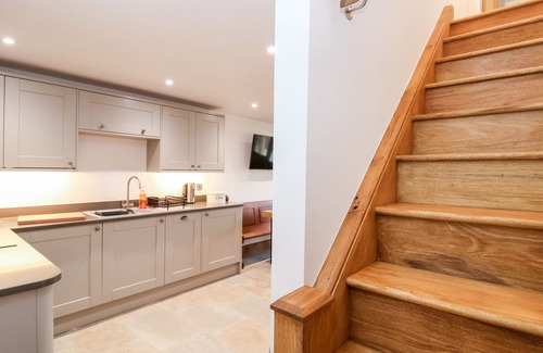 Newcastle-on-Clun Cottage | Rockhill Farm Hay Barn