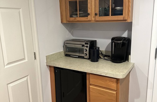 Mercersburg Apartment | Rockwell Suite #201 at the Inns of Whitetail