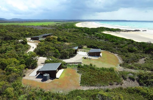 Rocky Cape Bed & Breakfast | Rocky Cape Retreat