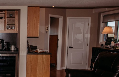 Hinton Bed & Breakfast | RockyMountainView BnB