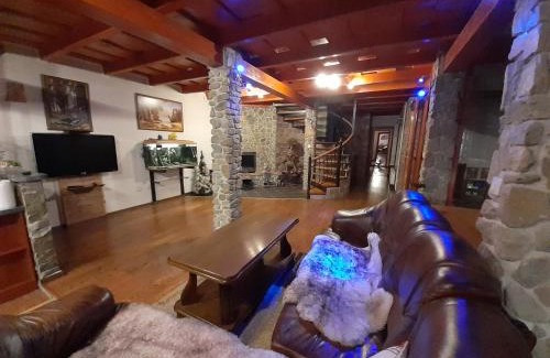 Rabca Apartment | Rodinný dom Petro s Wallbox nabíjaním elektromobilu