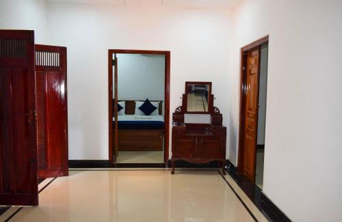 Uppuveli Hotel | ROLEX GUEST HOUSE