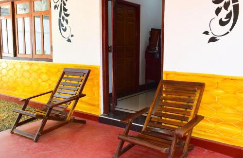 Uppuveli Hotel | ROLEX GUEST HOUSE