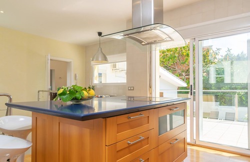 Son Baulo House | ROMANÍ - Beautiful chalet with great garden and terrace near the beach. Free WiFi