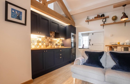 Llanfair Cottage | Romantic and cosy cottage, countryside views, near to the beach and mountains