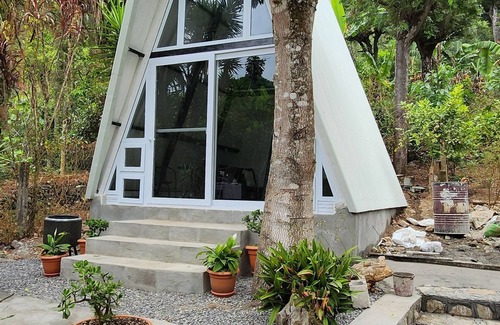 San Lucas Toliman Ski Chalet | Romantic Chalet at lake Atitlan- private beach