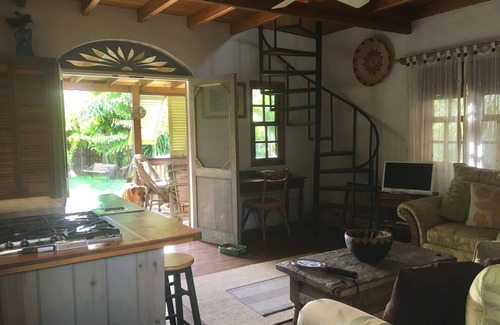 Falmouth Harbour Cottage | Romantic Cottage in Tropical garden, Falmouth Harbour