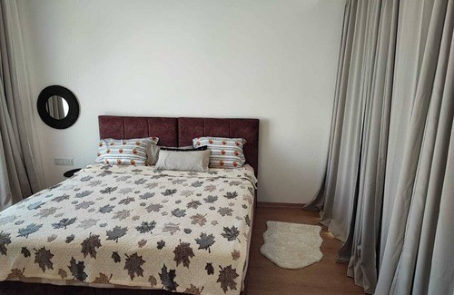 Gastria Apartment | Romantic Getaway at FourSeasons Life