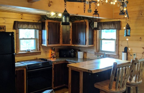 Sterling Cabin | Romantic Getaway Cabin in the Country