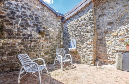 Comano House | Romantic home in Comano (MS) with sauna