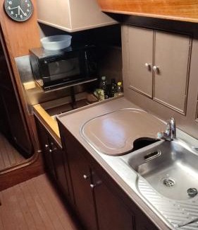 Camins al Grau Boat Rental | Romantic sailboat