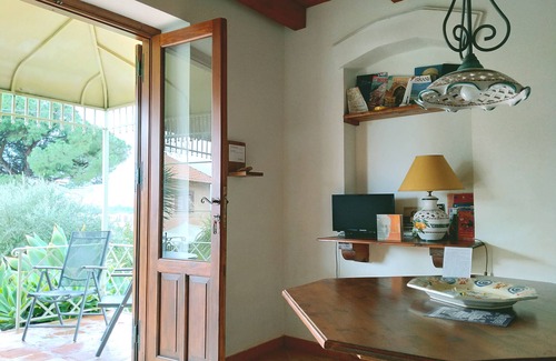 Santa Flavia Villa | Romantic villa family-friendly:on vacation all the year among art,nature and sea