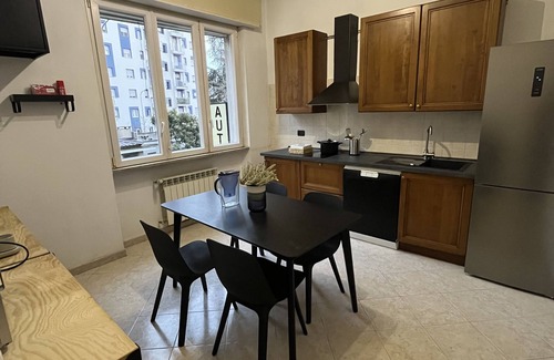 Rozzano Apartment | Rome 23, apartment in Rozzano