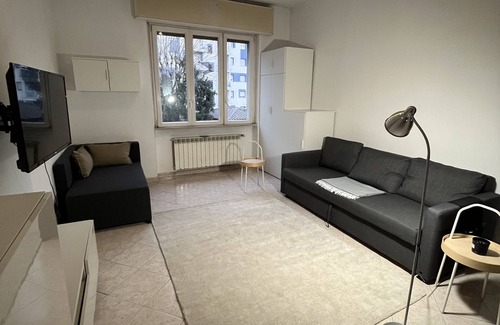 Rozzano Apartment | Rome 23, apartment in Rozzano