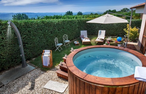 Borgo House | Roncaglia Suite, Holiday Home with Private Spa