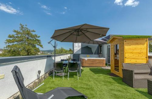 Trebnje House | Rooftop Home With Whirlpool & Sauna - Happy Rentals