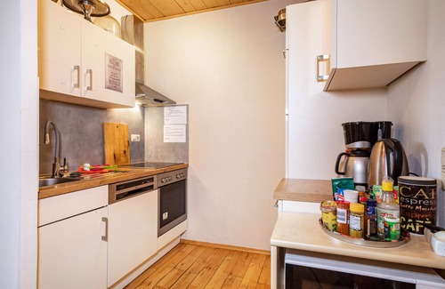 Ravensburg Apartment | Room 2, cozy, bright double room with sloping ceiling