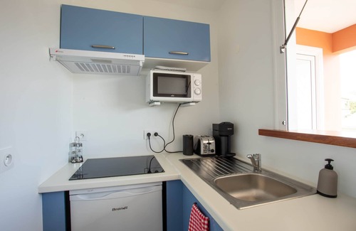 Saint-Francois Hotel | Room 5 "Le Palmier Éventail"