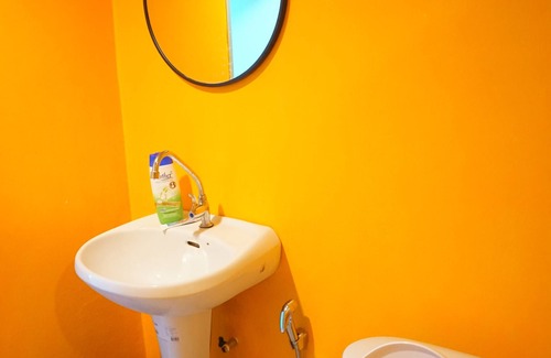 Pak Khlong Hotel | Room 9 Hometel