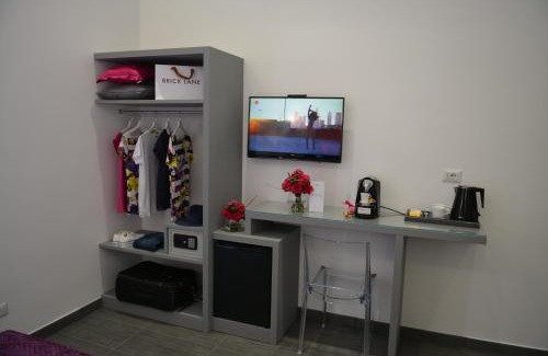 Vatican House | Room 91-S. Peter