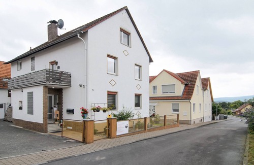 Grebendorf Apartment | Room 'Apartment Storchenblick' with Mountain View and Wi-Fi