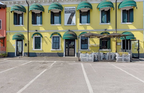 Sud Apartment | Room 'Basic Locanda 7 Camini' with Wi-Fi and Air Conditioning