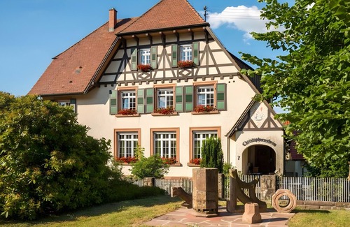 Forbach Apartment | Room 'Christophorus' with Shared Terrace, Shared Garden and Wi-Fi