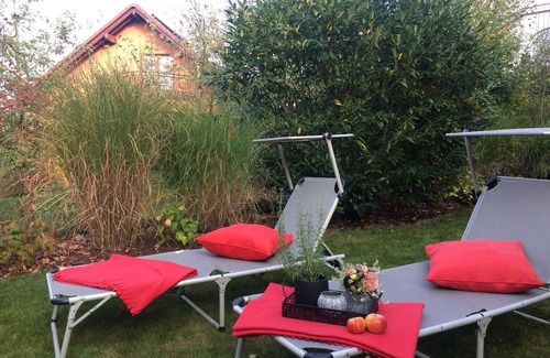 Weil der Stadt Apartment | Room 'Hortensie' with Private Terrace, Private Garden and Wi-Fi