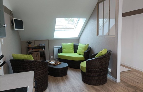 Ecommoy Apartment | Room in 2-person apartment