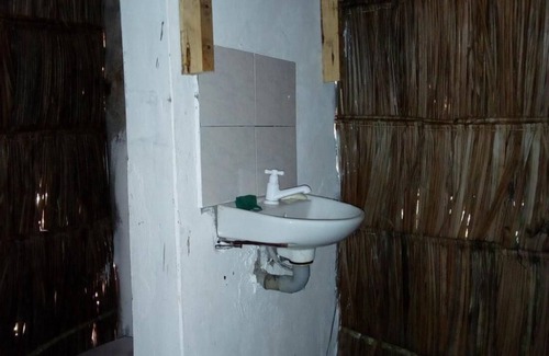 Gede House | Room in B&B - Mida Creek Eco Camp - Relax in Cosy Cottage