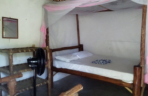 Gede House | Room in B&B - Mida Creek Eco Camp - Relax in Cosy Cottage
