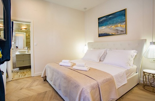 Old Town Bed & Breakfast | Room in the center of Split