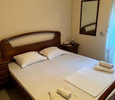 Dobrota Apartment | ROOM Jovan,on the sea with free we-fi