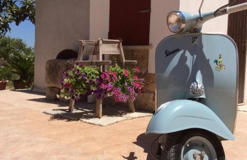 Rilievo Apartment | Room 'Lanterna' with Mountain View, Wi-Fi, and Air Conditioning