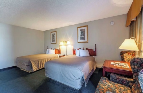 Allison Hotel | Room w/Essentials Perfect for Budget-Friendly Travel Near Gallup Sites