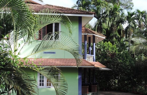 Kolagappara House | Room-wayanad Stay the Pepper Suite