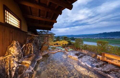 Asakura Hotel | Roppokan