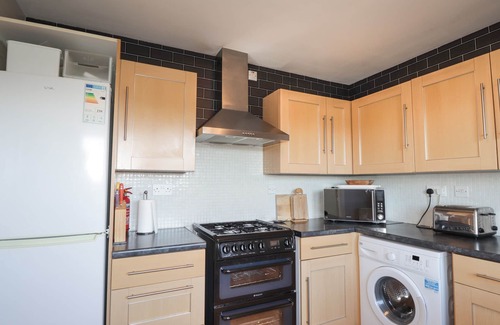 Lybster Cottage | ROSE COTTAGE, family friendly, with a garden in Lybster