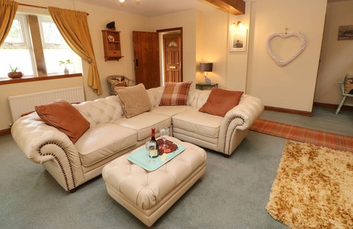 Allendale Cottage | ROSE COTTAGE, pet friendly, with open fire in Allendale