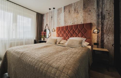 Banska Bystrica Apartment | ROSE LUXURY APARTMENT & 24h self check-in with private parking