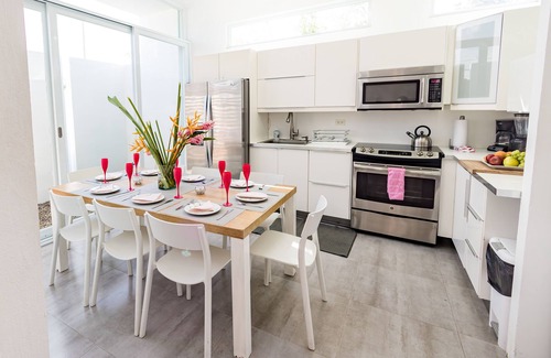 Jarealito Villa | Rose Nest at the beach Puerto Rico