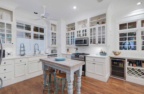 Rosemary Beach House | Rosemary Beach House + Carriage South of 30A 2 Min to the Beach, Pool + Town Sq.