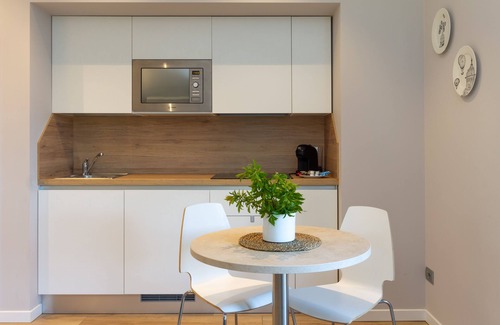 Rota d'Imagna Apartment | Rota Apartments - bilocale NUVOLA con jacuzzi in camera e vista mozzafiato