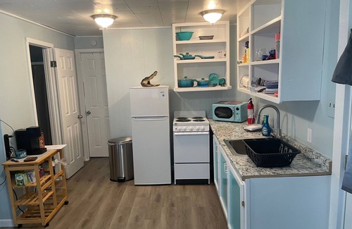 Jarreau Cottage | Roughin it on the River