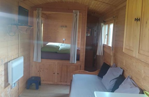 Couvains Cabin | Roulotte