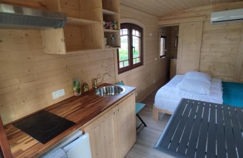 Machecoul-Saint-Meme House | roulotte tout confort à la ferme 2