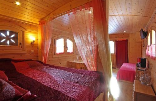 Radon House | Roulotte spacieuse avec terrasse, baldaquin & jeux pour enfants - FR-1-497-130