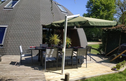 Locqueltas House | Round house 220 m2, large garden, 10 mn from Vannes